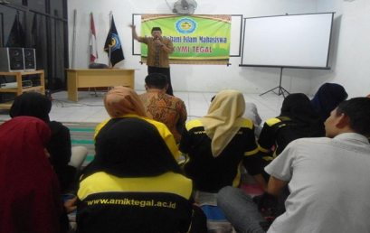 Karisma Tingkatkan Keimanan Mahasiswa AMIK YMI Tegal