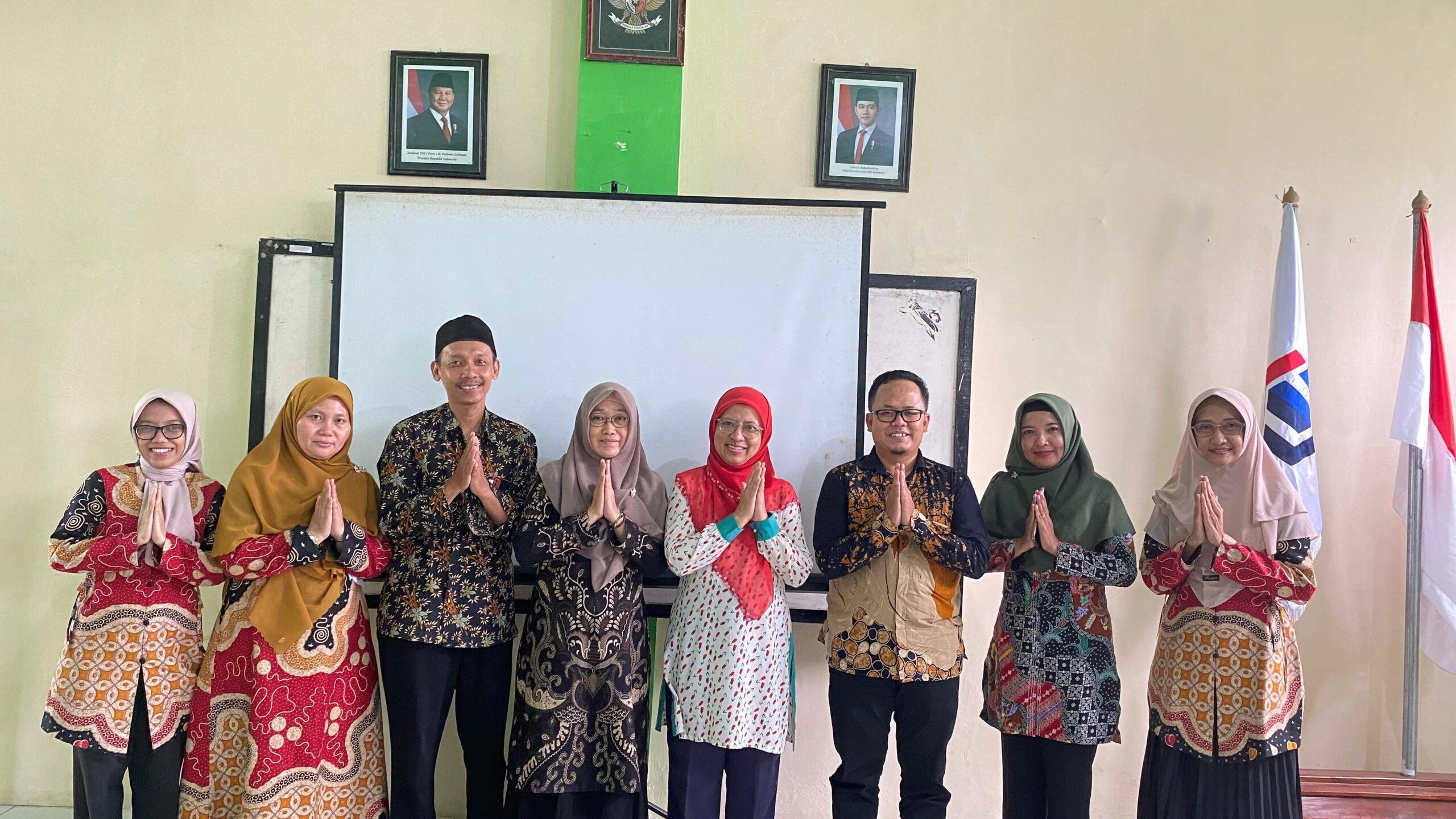 Asesmen Lapangan Akreditasi Program Studi Manajemen Informatika Universitas Teknologi Digital PSDKU Tegal Asesmen Lapangan Akreditasi Program Studi Manajemen Informatika Universitas Teknologi Digital PSDKU Tegal