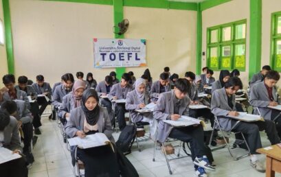 Mahasiswa Digitech University mengikuti tes TOEFL tahun 2025