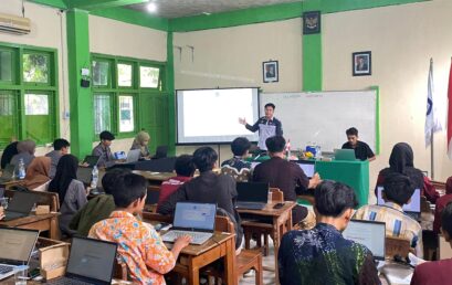 HIMMANIF UTD PSDKU Jakarta mengadakan Pelatihan bertema Pembuatan Website